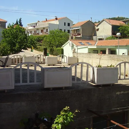 Igor * Stari Grad (Hvar)