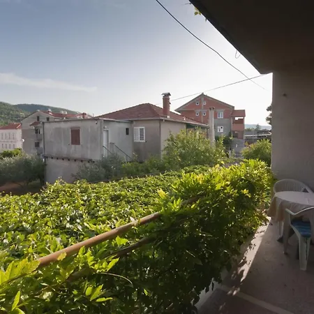 Igor Apartment